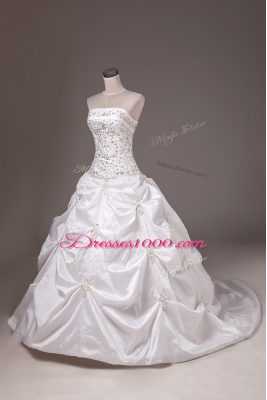 Inexpensive Brush Train Ball Gowns Wedding Gown White Strapless Taffeta Sleeveless Lace Up