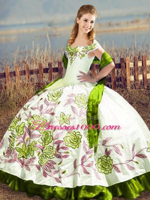 Glittering Off The Shoulder Sleeveless Satin Sweet 16 Dresses Embroidery Lace Up
