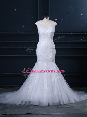 Low Price Tulle Sleeveless Wedding Gown Brush Train and Lace
