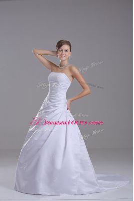 New Style White Taffeta Lace Up Strapless Sleeveless Wedding Gown Brush Train Beading