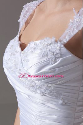 Superior Lace Up Wedding Dresses White for Wedding Party with Beading and Appliques Brush Train