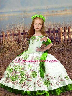 Off The Shoulder Sleeveless Lace Up Little Girls Pageant Dress White Satin