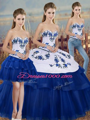 Sweetheart Sleeveless Quinceanera Dresses Floor Length Embroidery and Bowknot Royal Blue Tulle