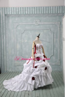 Sleeveless Embroidery and Pick Ups and Hand Made Flower Lace Up Wedding Gown with White Brush Train