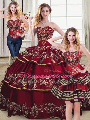 Exquisite Wine Red Lace Up Sweetheart Embroidery and Ruffled Layers Sweet 16 Quinceanera Dress Organza Sleeveless