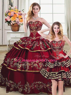 Exquisite Wine Red Lace Up Sweetheart Embroidery and Ruffled Layers Sweet 16 Quinceanera Dress Organza Sleeveless