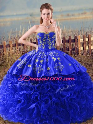 Organza Sweetheart Sleeveless Brush Train Lace Up Embroidery and Ruffles 15th Birthday Dress in Royal Blue