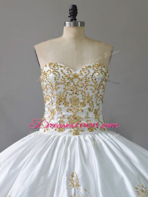 Elegant Floor Length Lace Up Ball Gown Prom Dress White for Sweet 16 and Quinceanera with Embroidery