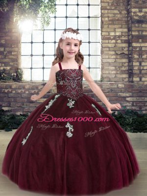 Tulle Straps Sleeveless Lace Up Beading and Appliques Girls Pageant Dresses in Burgundy