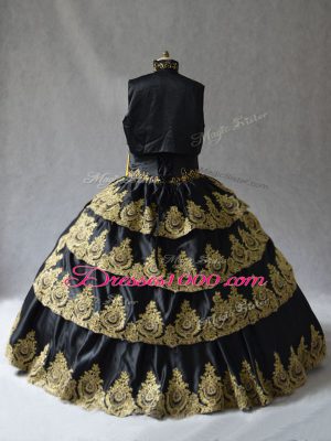 Simple Black Sleeveless Floor Length Embroidery Lace Up Quinceanera Dresses