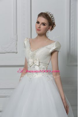 Ideal V-neck Short Sleeves Tulle Wedding Dresses Beading and Appliques and Bowknot Lace Up