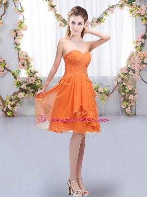 Deluxe Chiffon Sleeveless Knee Length Court Dresses for Sweet 16 and Ruffles and Ruching