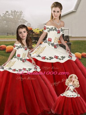 White And Red Sleeveless Floor Length Embroidery Lace Up Vestidos de Quinceanera