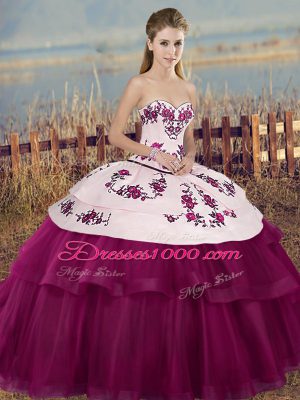 Discount Sleeveless Embroidery and Bowknot Lace Up Quinceanera Gowns