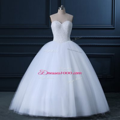 Chic Brush Train Ball Gowns Wedding Gowns White Sweetheart Tulle Sleeveless Lace Up