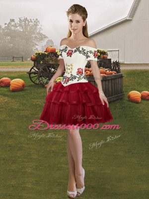 Unique Sleeveless Embroidery and Ruffled Layers Lace Up Homecoming Dress