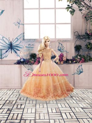 Tulle Scalloped Sleeveless Sweep Train Backless Lace Vestidos de Quinceanera in Peach