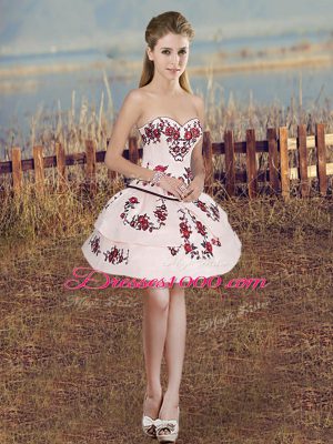 Sleeveless Organza Floor Length Lace Up 15th Birthday Dress in White And Red with Embroidery and Ruffles and Bowknot