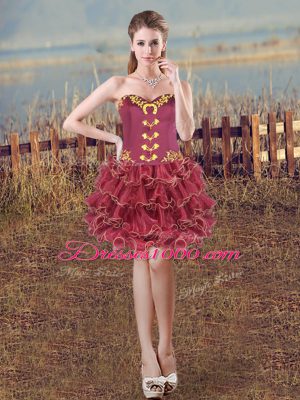 Top Selling Burgundy Lace Up Sweetheart Embroidery Sweet 16 Dress Organza Sleeveless Brush Train