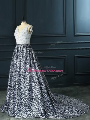 Vintage Sleeveless Printed Brush Train Backless Evening Dress in White And Black with Beading