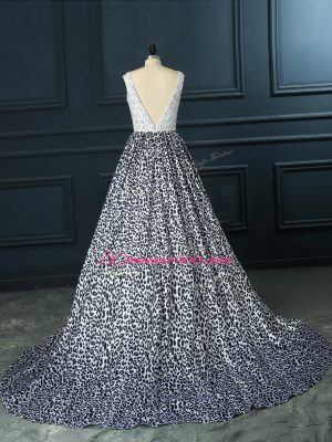 Vintage Sleeveless Printed Brush Train Backless Evening Dress in White And Black with Beading