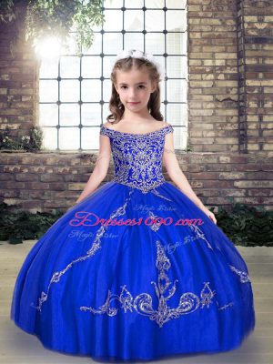 Sleeveless Tulle Floor Length Lace Up Little Girl Pageant Dress in Royal Blue with Beading