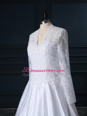 New Arrival White Wedding Gowns V-neck Long Sleeves Brush Train Clasp Handle