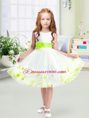 Designer White Scoop Neckline Appliques and Belt Toddler Flower Girl Dress Sleeveless Zipper