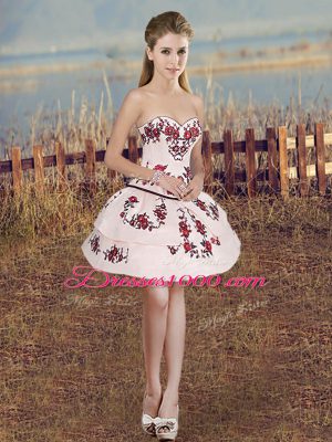 Elegant Floor Length White And Red Sweet 16 Dresses Organza Sleeveless Embroidery and Ruffles and Bowknot