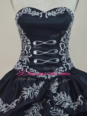 Black Ball Gowns Sweetheart Sleeveless Satin Floor Length Lace Up Embroidery Quinceanera Gowns