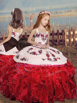 Cute Sweetheart Sleeveless Quince Ball Gowns Floor Length Embroidery and Ruffles and Bowknot White And Red Organza