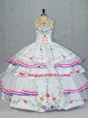 Fine Organza and Taffeta Scoop Sleeveless Lace Up Embroidery and Ruffled Layers Sweet 16 Quinceanera Dress in White