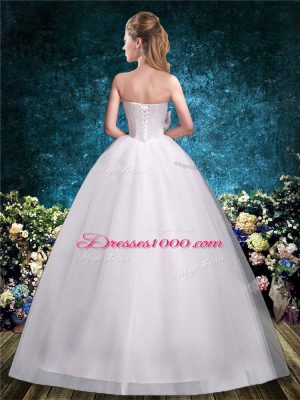 White Wedding Gown Wedding Party with Beading and Bowknot Sweetheart Sleeveless Lace Up