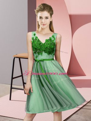 Elegant Green V-neck Neckline Appliques Dama Dress for Quinceanera Sleeveless Lace Up