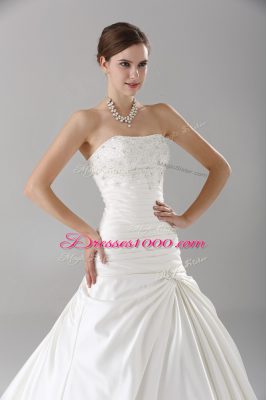 Best Selling White Taffeta Lace Up Wedding Dresses Sleeveless Brush Train Beading