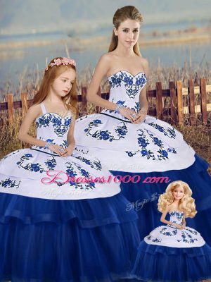 Sleeveless Tulle Floor Length Lace Up 15 Quinceanera Dress in Royal Blue with Embroidery and Bowknot