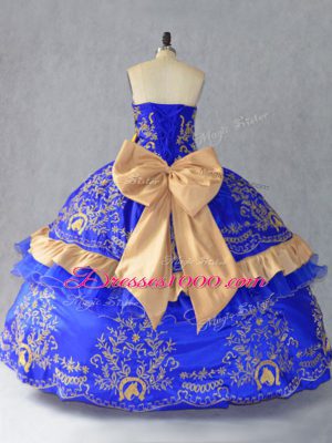 Royal Blue Sweetheart Lace Up Embroidery and Bowknot Ball Gown Prom Dress Sleeveless