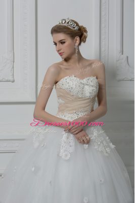 Deluxe Sleeveless Floor Length Beading and Appliques Lace Up Wedding Dresses with White