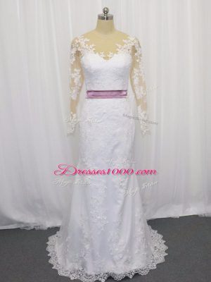Eye-catching White Clasp Handle Scoop Lace and Belt Wedding Dress Tulle Long Sleeves Sweep Train