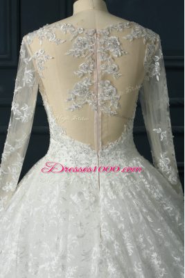 Modest Zipper Bridal Gown White for Wedding Party with Beading and Lace Brush Train