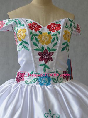 Sleeveless Organza Floor Length Lace Up Sweet 16 Quinceanera Dress in White with Embroidery