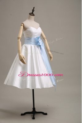 Long Sleeves Satin Knee Length Lace Up Homecoming Dress in White with Bowknot