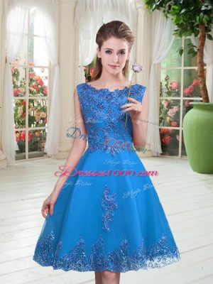 Blue Sleeveless Beading and Appliques Knee Length Prom Gown