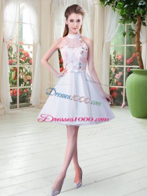 Colorful White A-line High-neck Sleeveless Tulle Knee Length Zipper Appliques Dress for Prom