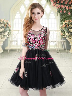 Simple Black Scoop Zipper Embroidery Prom Party Dress Sleeveless