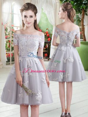 Hot Selling Knee Length Grey Homecoming Dress Tulle Short Sleeves Appliques