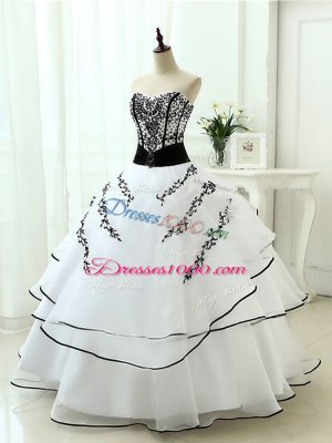 Classical White Sleeveless Organza Lace Up Ball Gown Prom Dress for Military Ball and Sweet 16 and Quinceanera