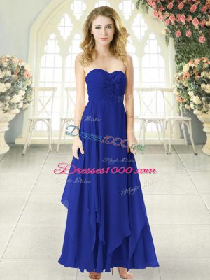 Ideal Chiffon Sweetheart Sleeveless Zipper Ruching Prom Dresses in Royal Blue