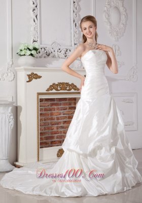 A-line Pick-ups Court Train Bridal Gwon Elegant Spring