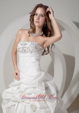 Wedding Gown A-line Chapel Train Teffeta Beading Pick-ups